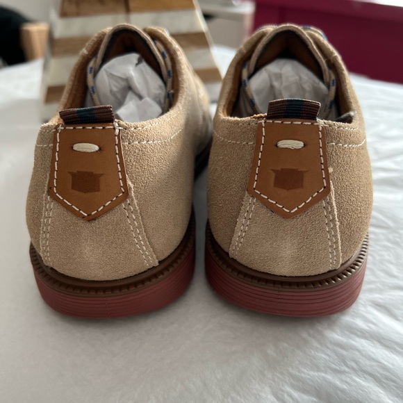 BNWT Florsheim Boys Tan Suede Dress Shoes sz 2Y with box Supacush - Picture 4 of 10